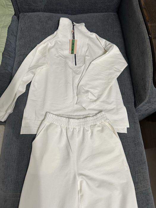 Продам новый Костюм турция