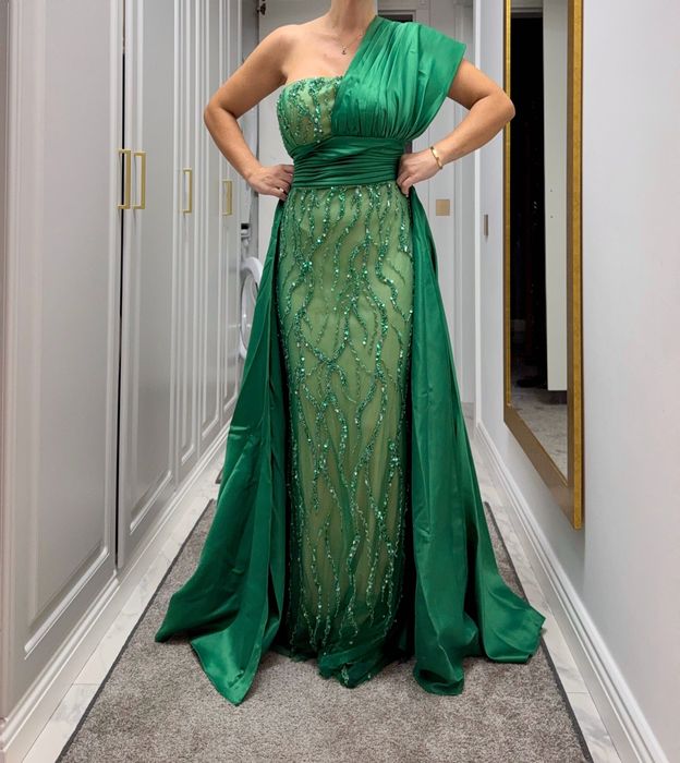 Rochie nașa verde,2 în 1  ,din dantelă și paiete