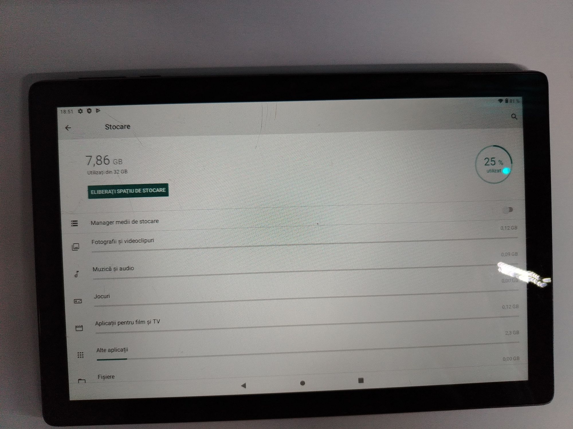 Tableta 10 inch android 10 32gb perfect funcțională cu urme de uzura