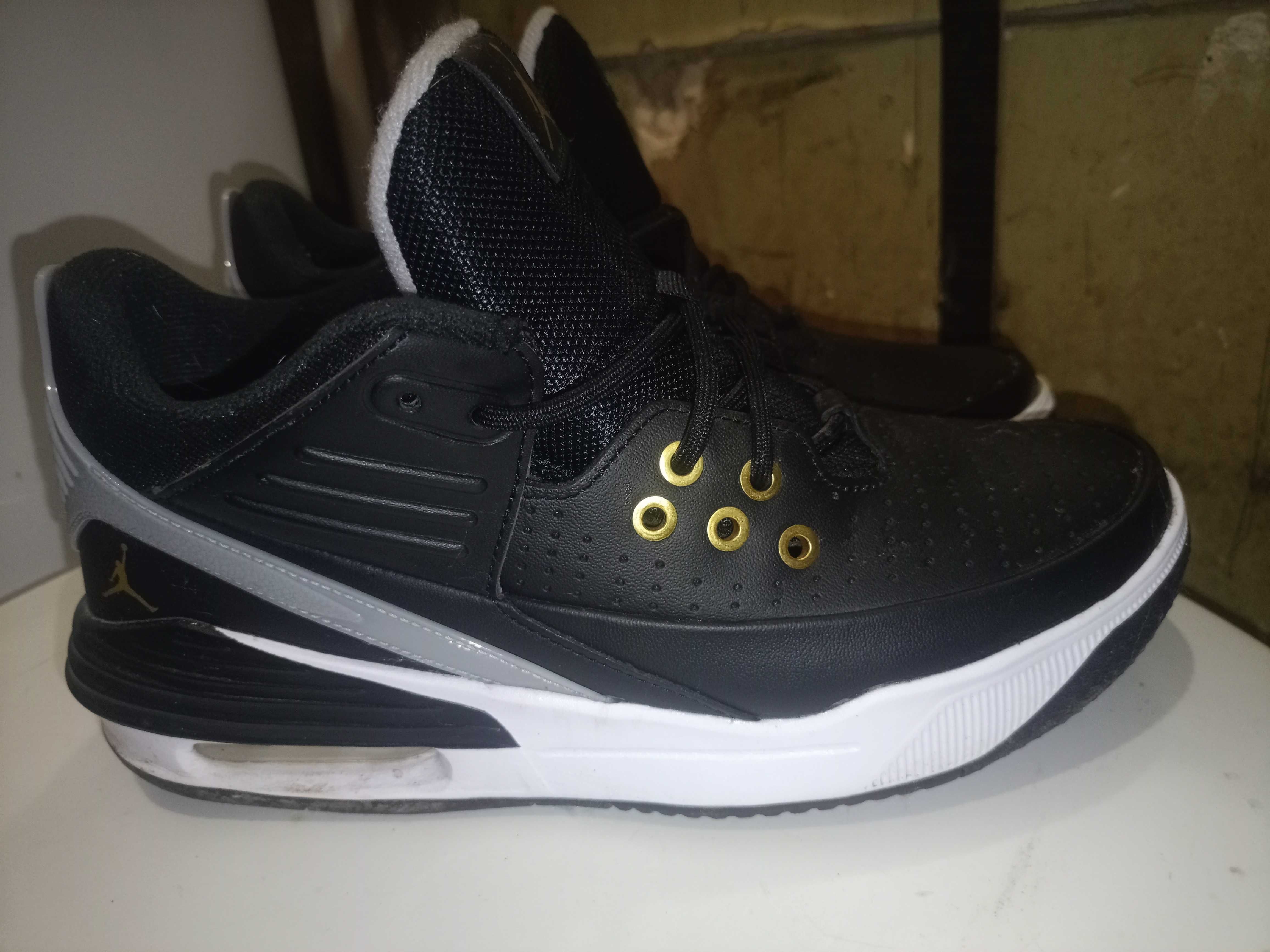 Nike Маратонки JORDAN MAX AURA 5