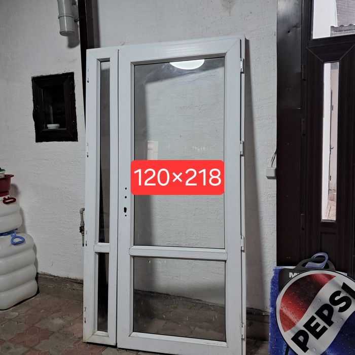 Пластик есік сатылады