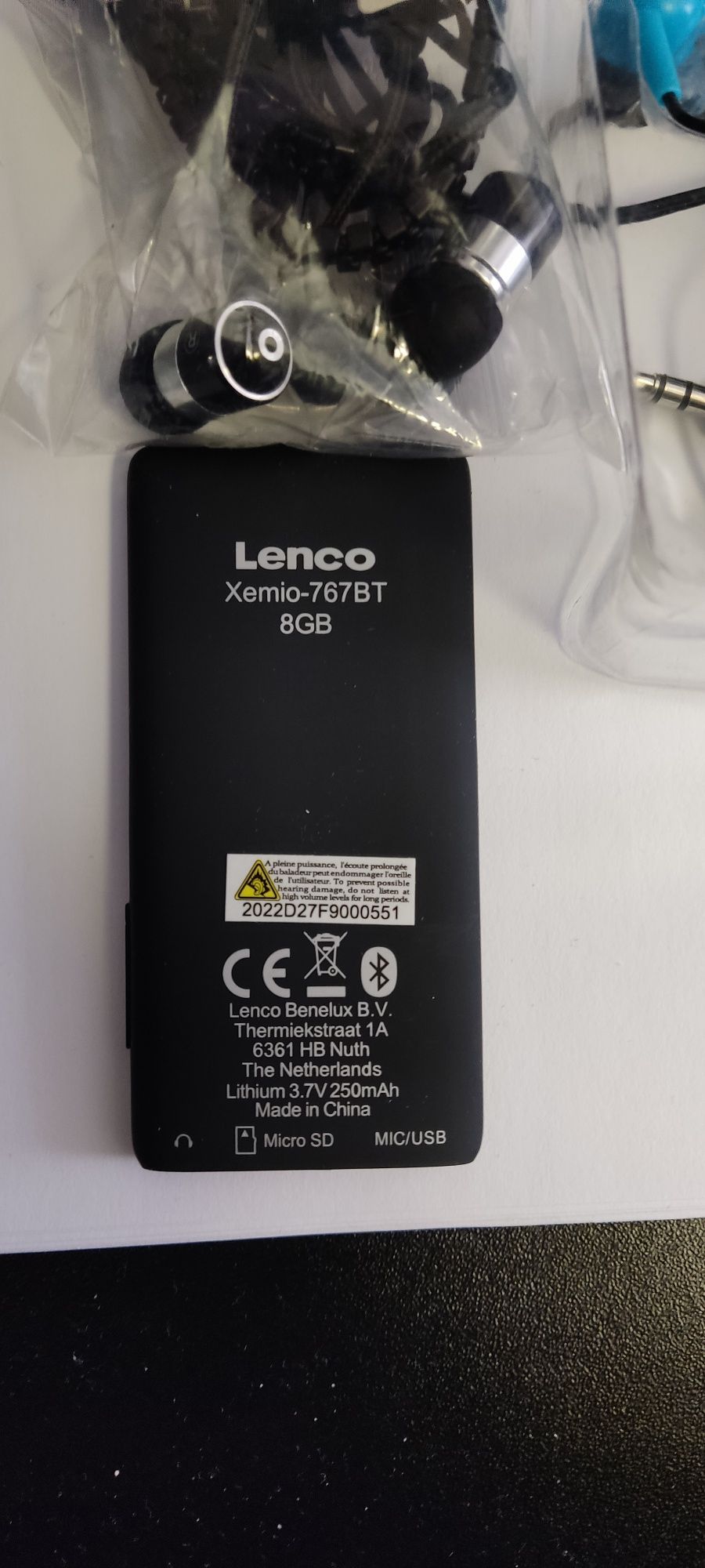 MP3/MP4 Lenco xemio 767BT Nou pachet