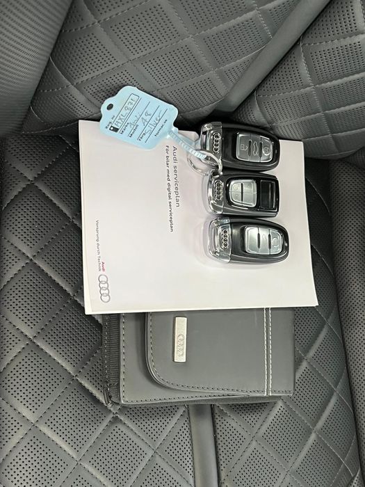 Vand Audi A8 2015