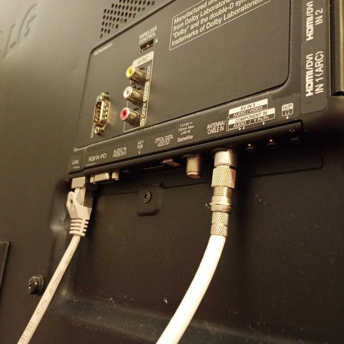 Smart TV full HD LED 3D pasiv 119 cm 47 inch LG 47LW650S. Impecabil!