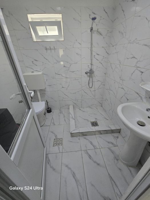 Garsoniera de închiriat decomandată mobilată utilată  50 m î