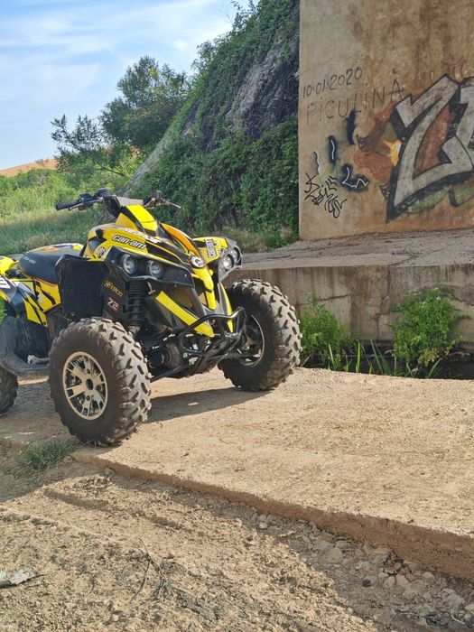 Vând-schimb can am renegade 1000