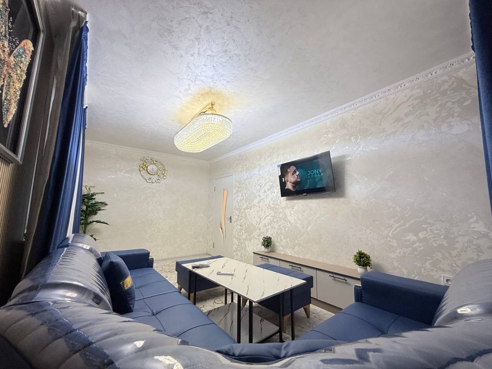 Чиланзар -13 кв 1-2/1/5. 40м2 Срочно Продам квартиру срочно