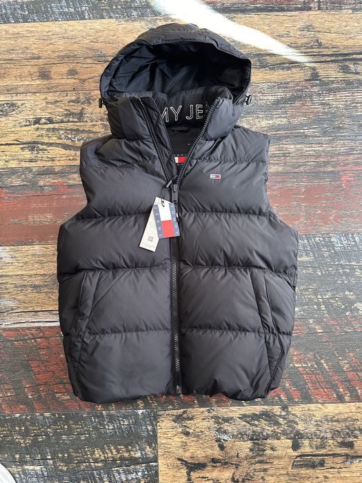 Vesta Tommy Jeans /Alaska Puffer/ Prinde oferta de 4+1 doar in magazin