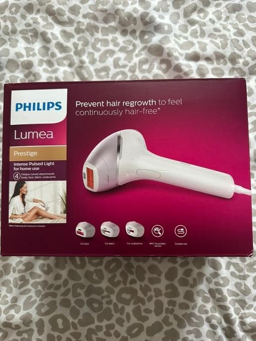 Лазерен епилатол Philips Lumea Prestige BRI947