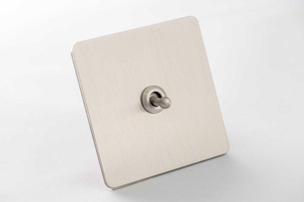 Intrerupator metalic, 1Gang 2Way, 10A, Alb, doza cadou