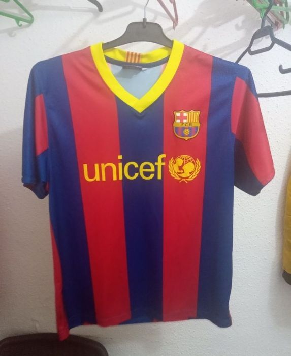 Livrare Gratuita! Tricou Fotbal Originsl FC Barcelona Nr6 Xavi - M/L