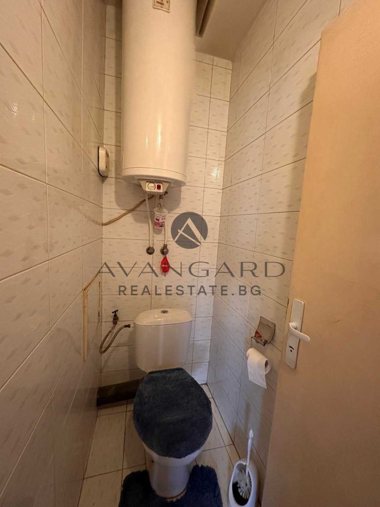 Продава се Четиристаен апартамент в Пловдив, Център - 140 кв.м за 1750 €/кв.м - Снимка #10