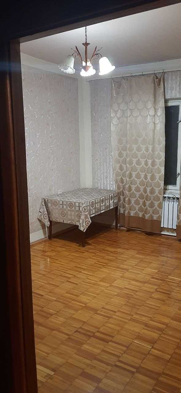 Продаётся трёхкомнатная квартира. Чиланзар 5-квартал