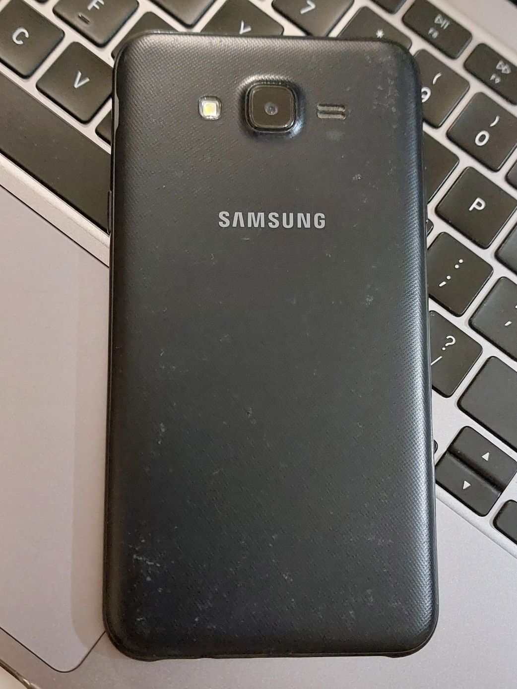 Samsung galaxy j7