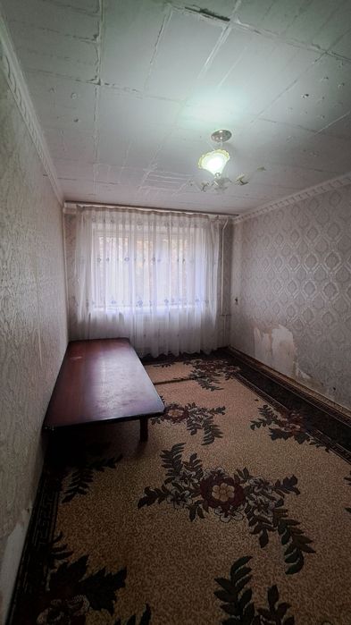 Чирчик шахри 
Троицкий
1-хона 1-этаж 
Квартира Ижарага Берилади атап