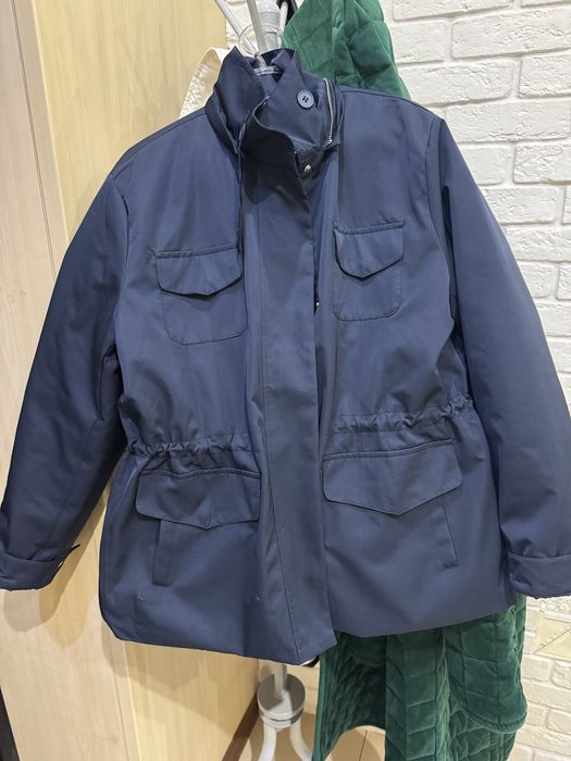 Продам новую куртку