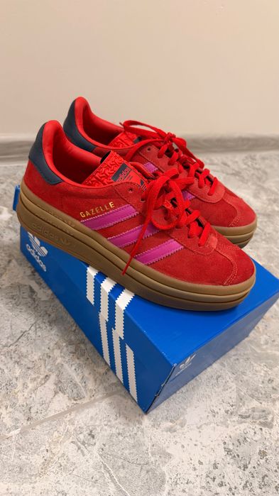 Adidas Gazelle Bold червен
