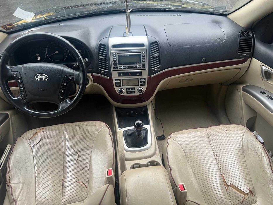 Vand Hyundai Santa Fe – 2.2 Diesel, 4x4 – 2008 - Bej
