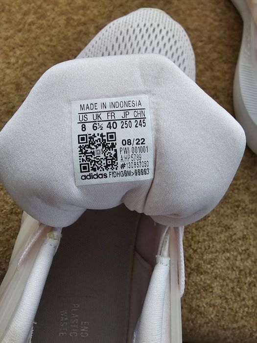 Маратонки Adidas