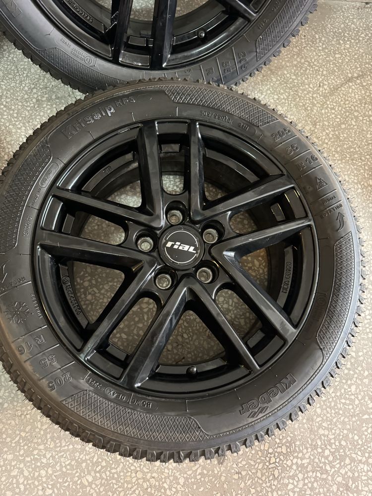 De vanzare roți noi de iarna 205/55 R16 5x112 57,1