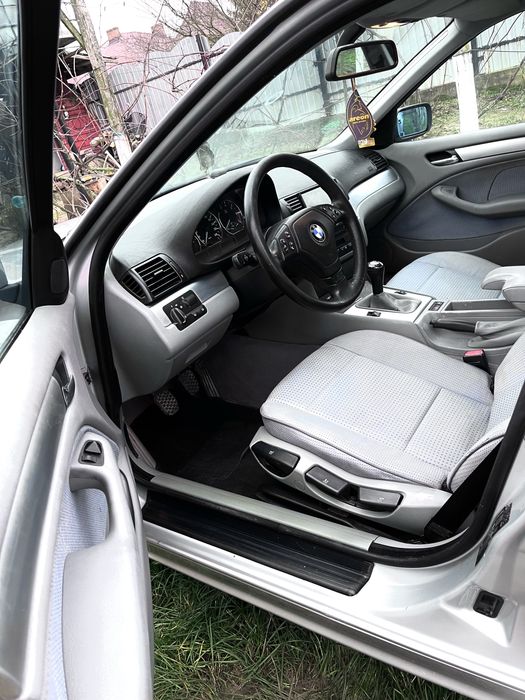 Bmw e46 318i an 2000 118 cp manual