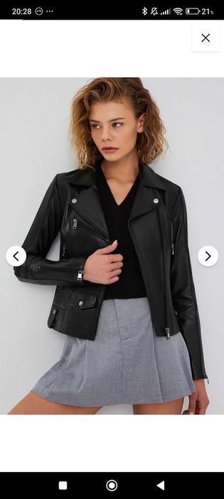 Продавам яке от естествена кожа DERIMOD
Якетото е чисто нов, с Етикет.