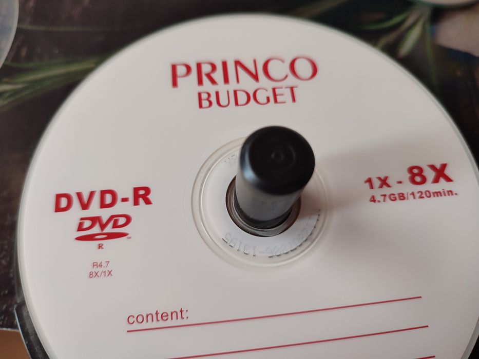 Двд, дискове, чисто нови