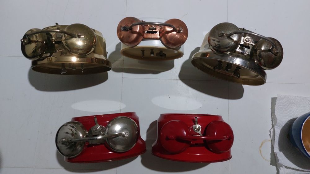 ceas de masă Aradora