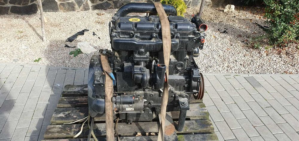 motor perkins 1104c-44ta