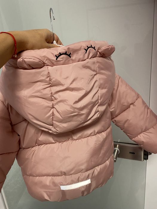 Vand geaca de iarna H&M, marimea 98