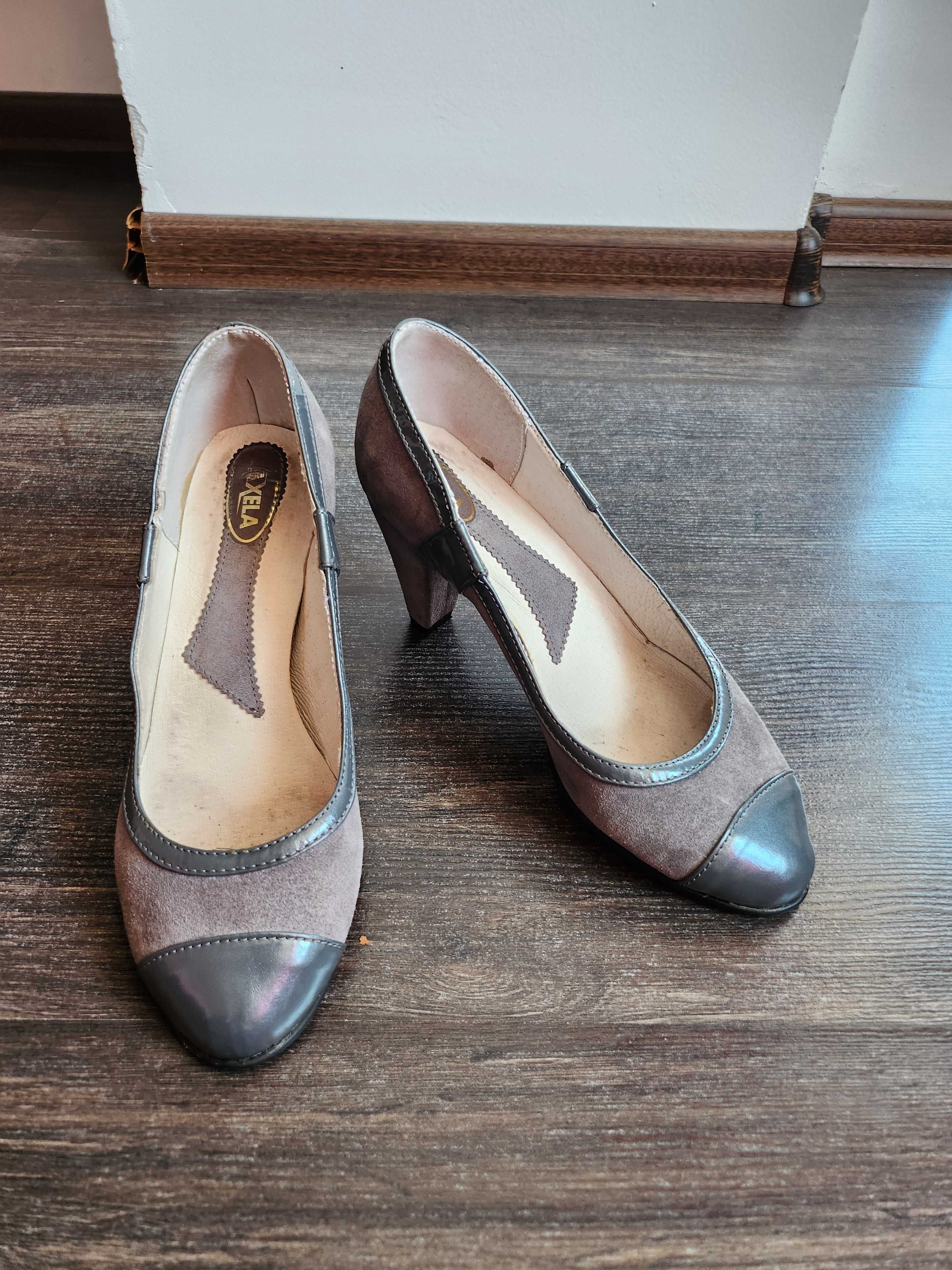 Pantofi mov cu toc 35