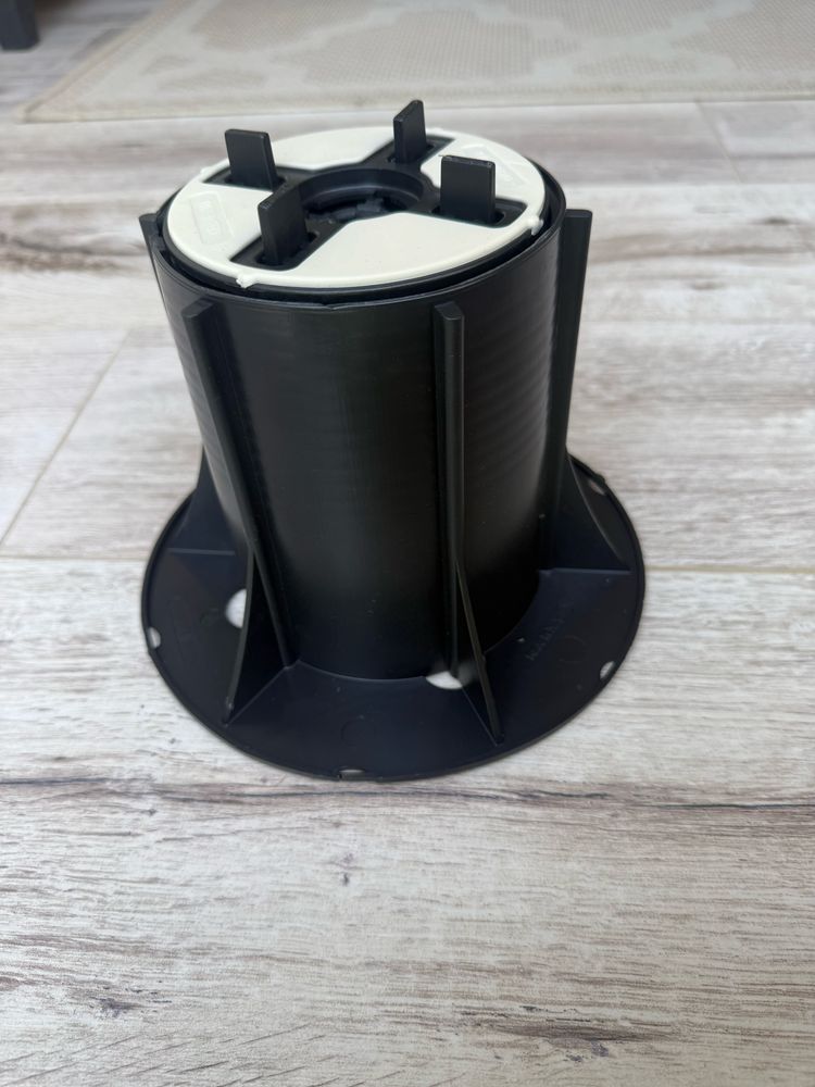 Plot/ picior/ suport reglabil din pvc pentru pardoseli supraînaltate