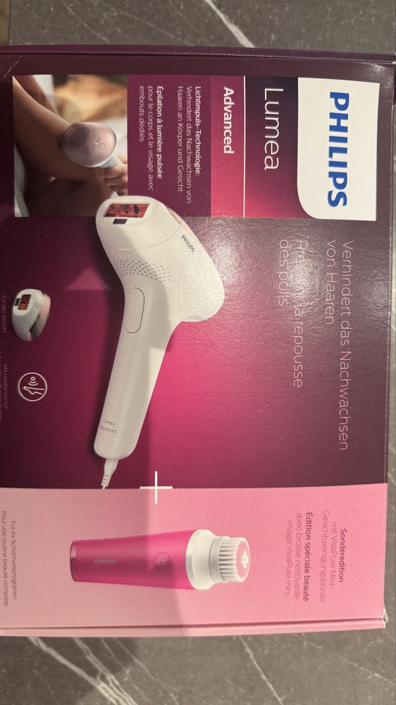Фотоепилатор Philips Lumea