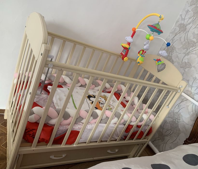 Продам недорого детский ианеж в очень хорошем состоянии