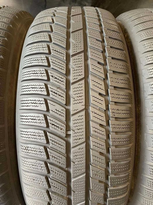 225 60 17 зимни гуми за джип TOYO SNOWPROX S954 SUV