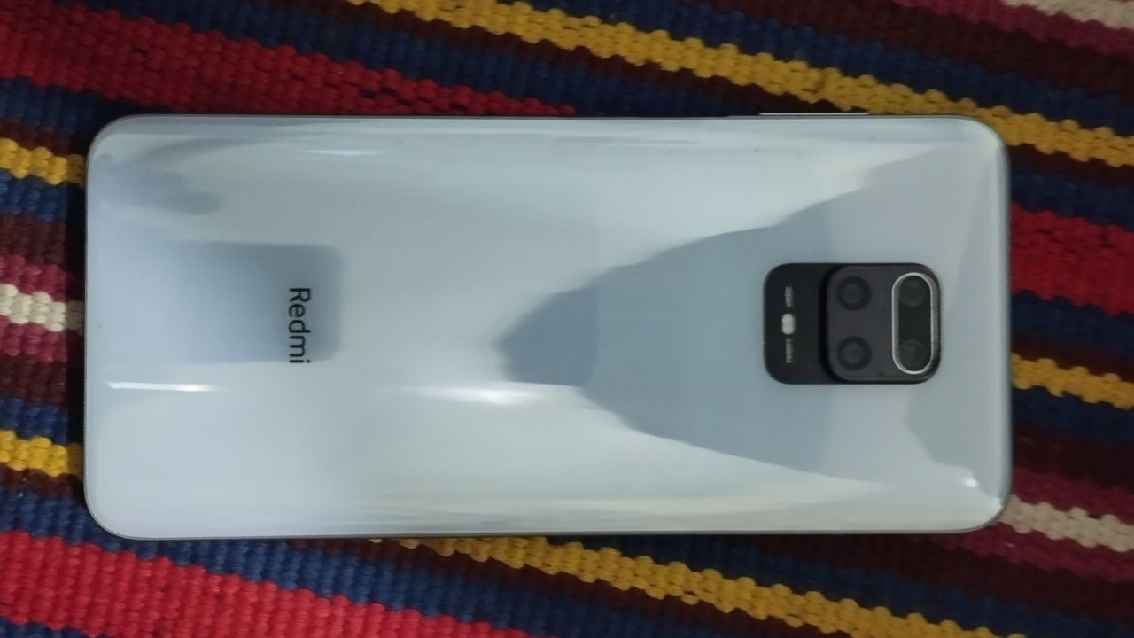 Redmi Not 9 pro faqat naqtga.