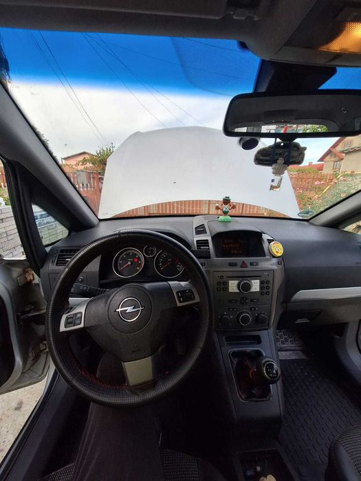 Opel Zafira B 1.9 CDTI