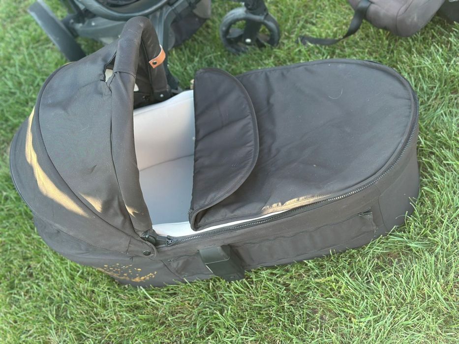 Carucior copii Chipolino