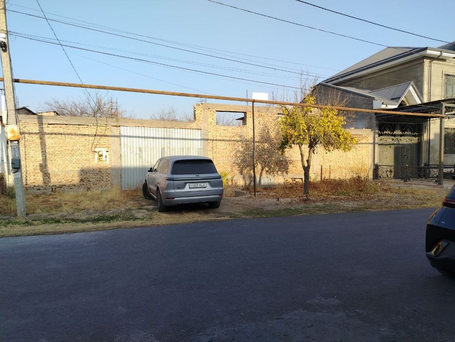 Участок 6.3 соток мажнунтол пост Рохат не доезжает