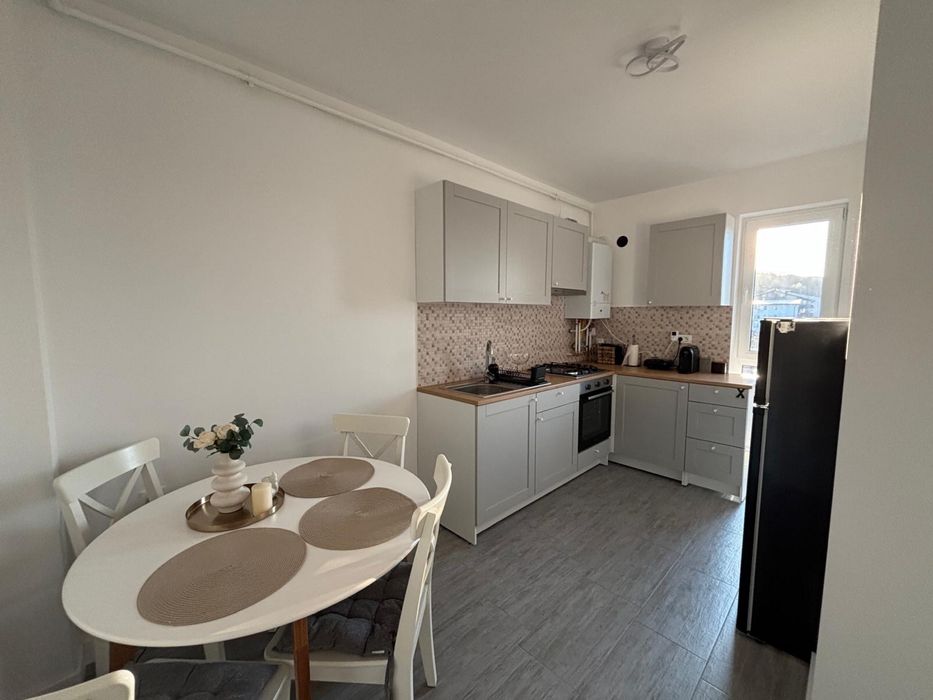 Apartmanet regim hotelier FLORESTI  VIVO/AMETHYST