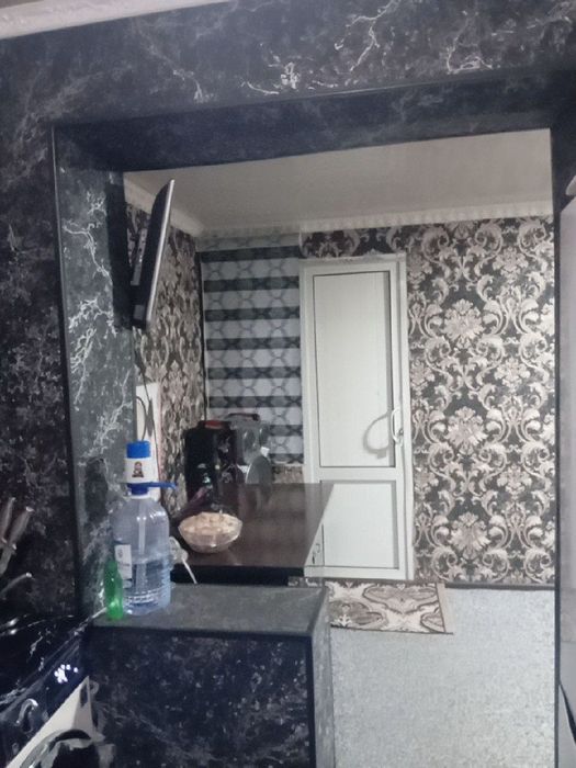 Fargona do kanal 26 Maktab roparasida joylashgan kv sotiladi