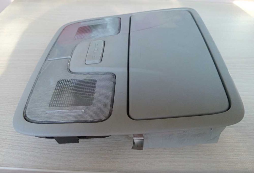 Плафон за Хюндай ix35 / Hyundai ix35