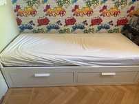 Canapea tip divan Ikea si 2 saltele incluse