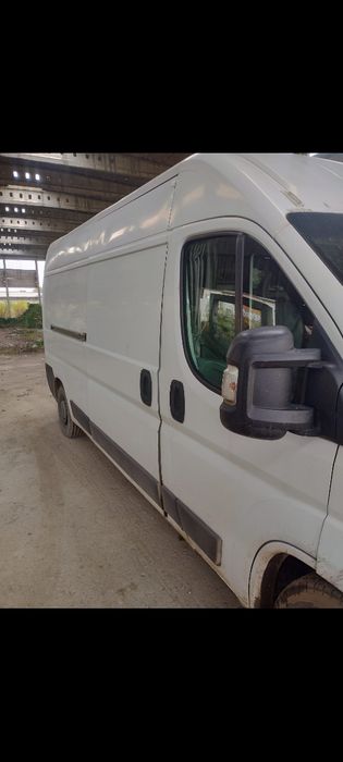 Vând Peugeot boxer