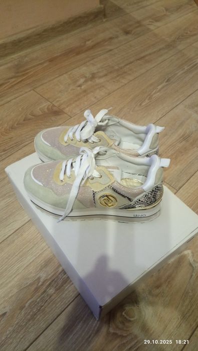 Оригинални сникърси Liu Jo