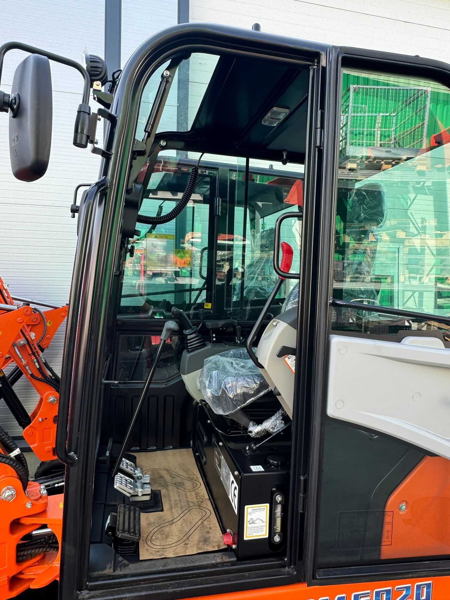 Mini excavator Valtruck 2,0t NOU Premium Motor YANAMR GARANTIE 3 ANI