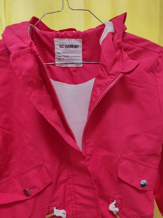 2 buc geacă roz mărime 134-140cm și 128-134cm