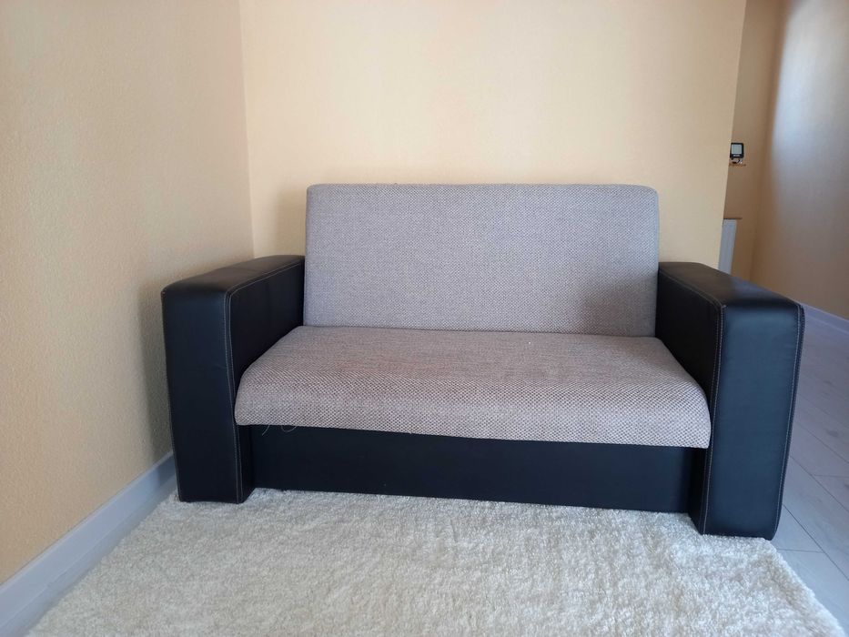 Canapea pentru living
