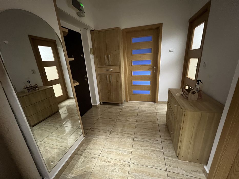 Apartament în regim hotelier central. Calea București Bloc p4.