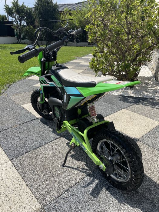 Motocicleta electrica enduro copii